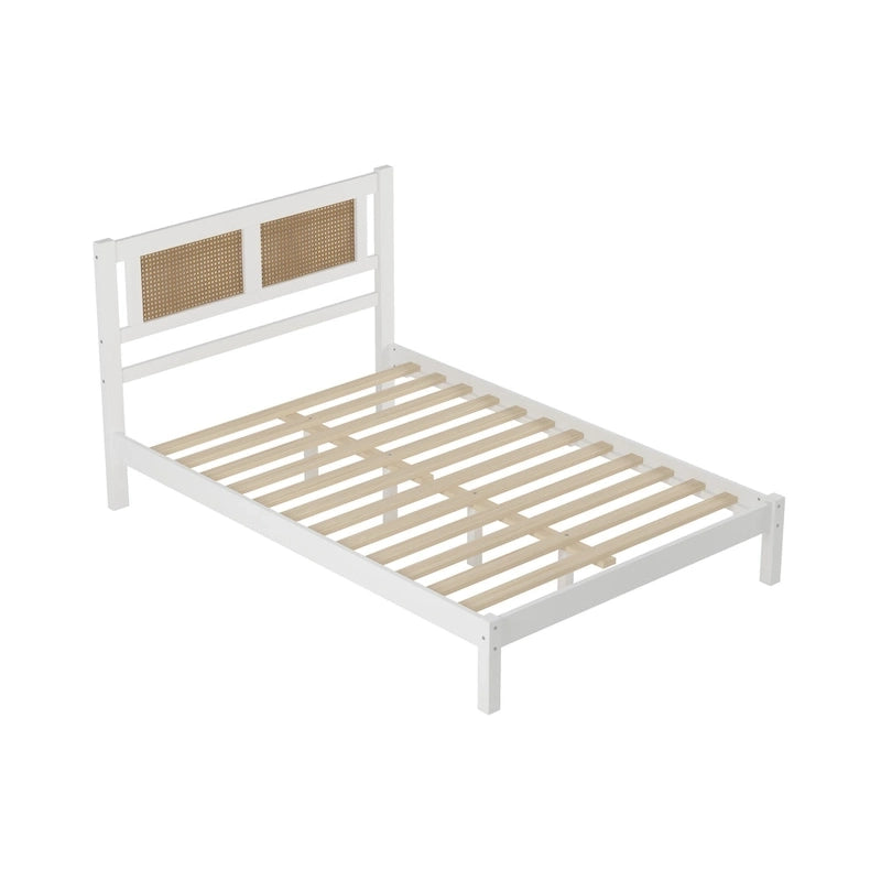 Lit plateforme moderne en bois avec tête de lit en rotin naturel pour chambre à coucher