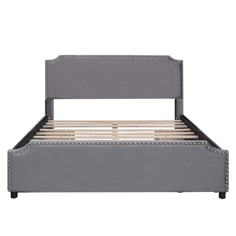 Lit plateforme Velvet Queen avec 4 tiroirs et garniture cloutée